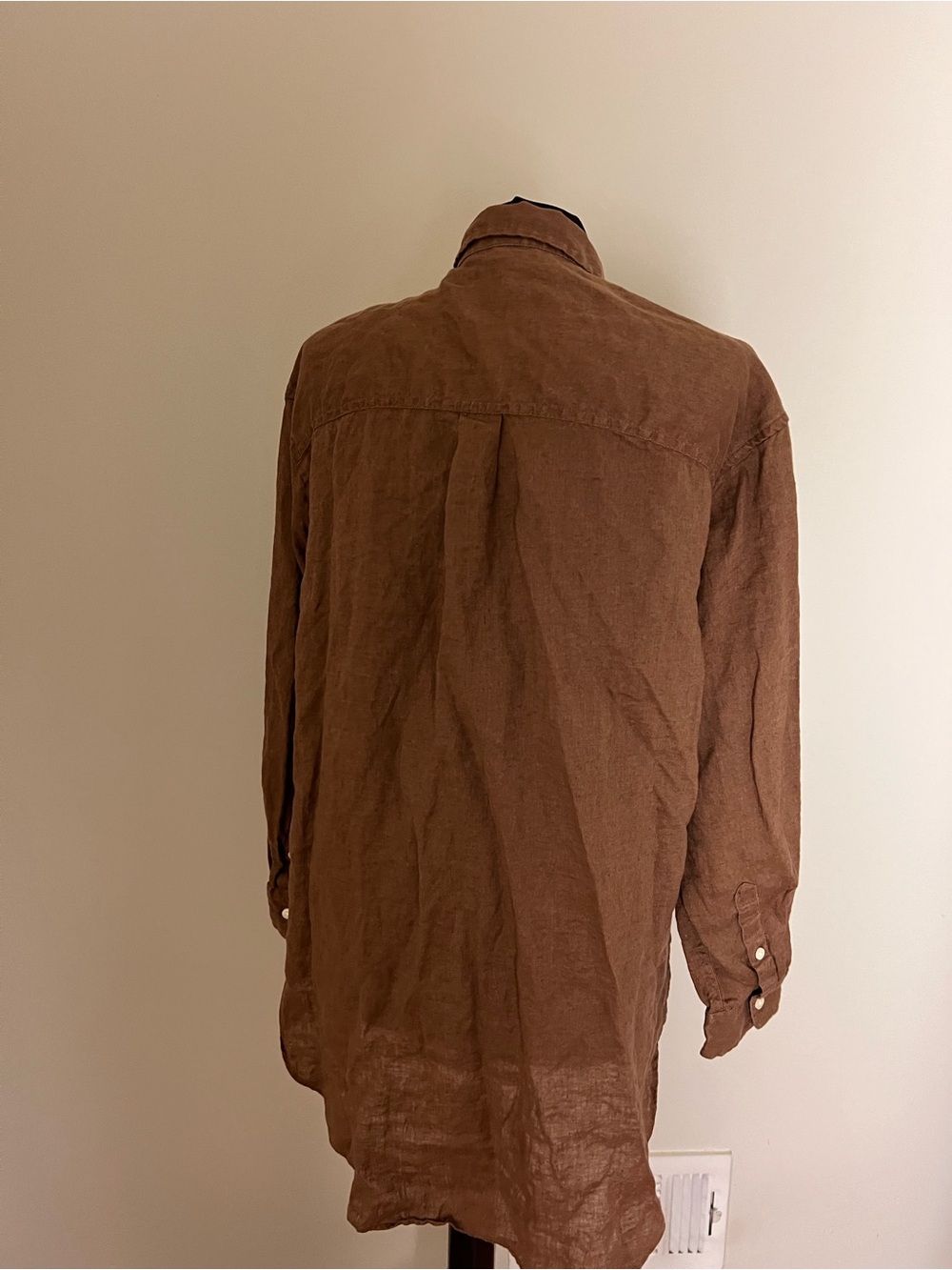 GAP Women's Brown Linen Button-Down Shirt - Picture 4 of 5